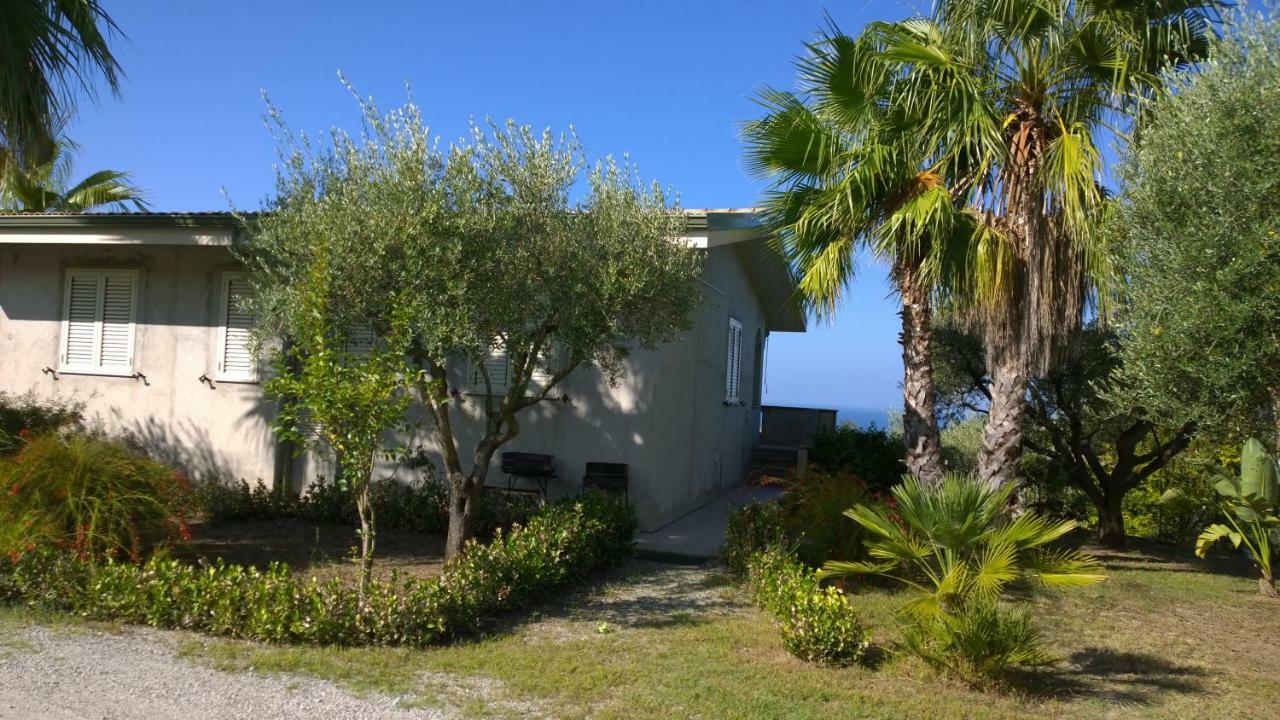 La Scogliera Del Capo Villa Santa Maria  Exterior foto