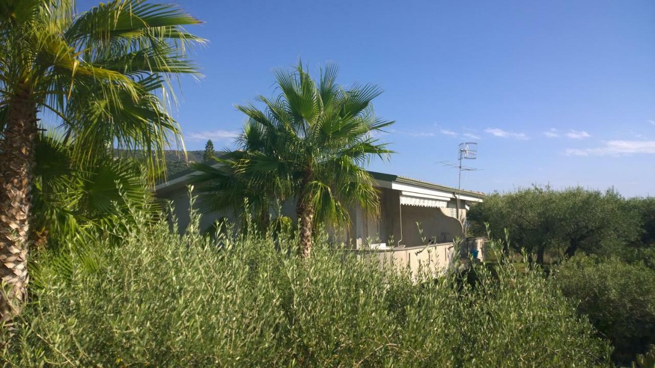 La Scogliera Del Capo Villa Santa Maria  Exterior foto