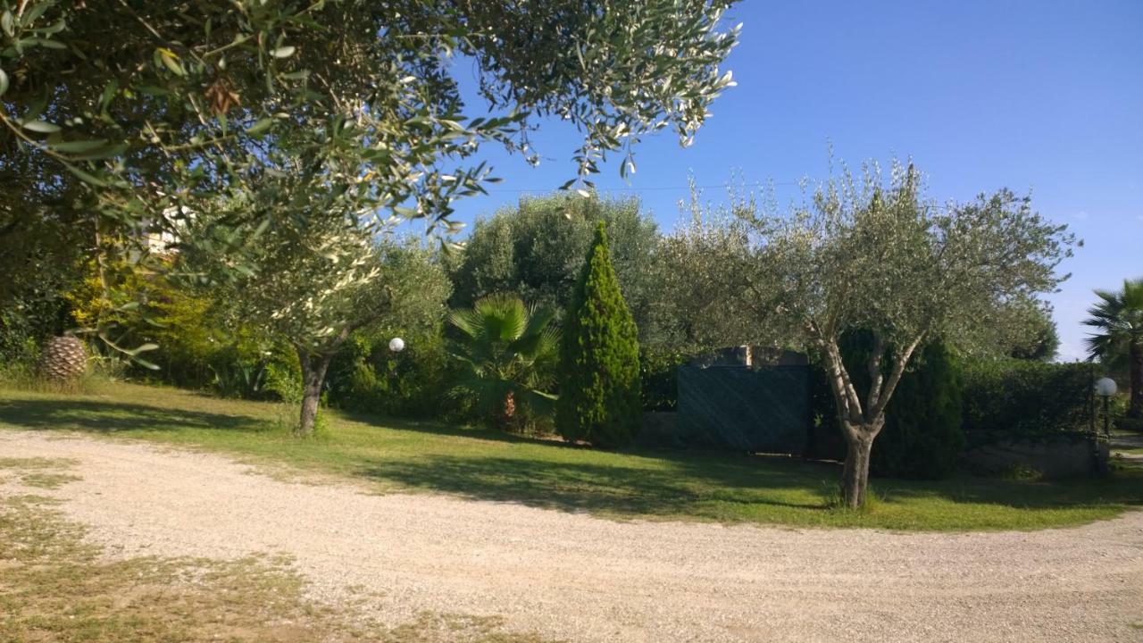 La Scogliera Del Capo Villa Santa Maria  Exterior foto