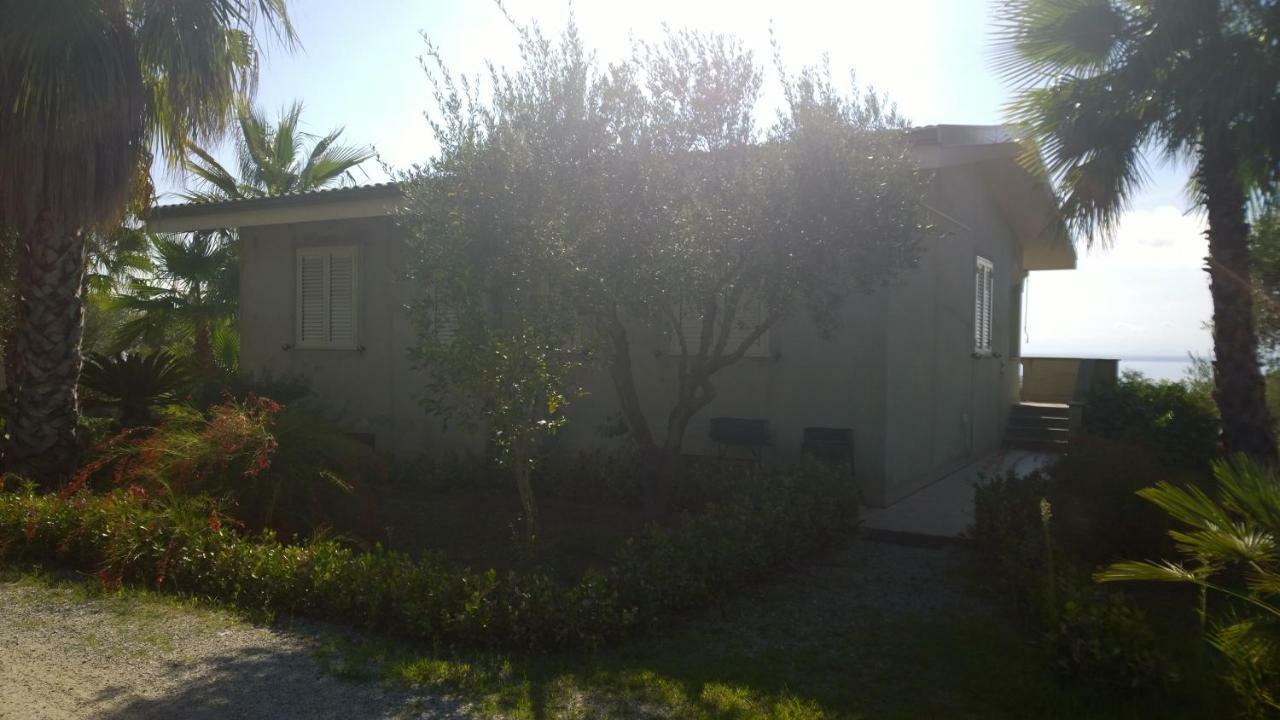 La Scogliera Del Capo Villa Santa Maria  Exterior foto