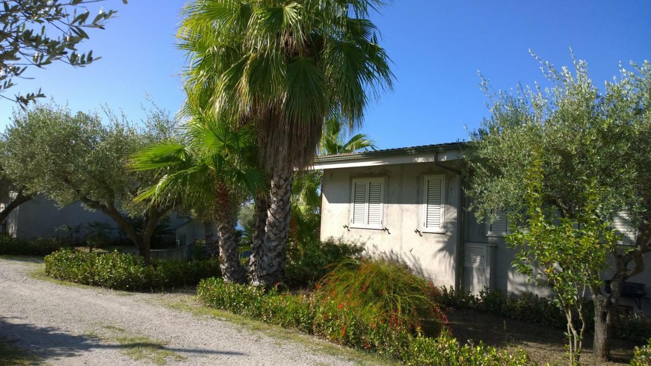 La Scogliera Del Capo Villa Santa Maria  Exterior foto