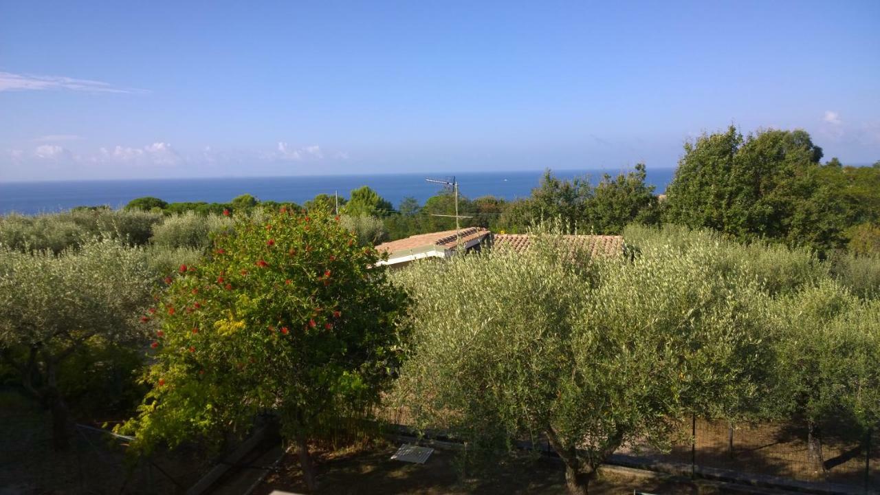 La Scogliera Del Capo Villa Santa Maria  Exterior foto