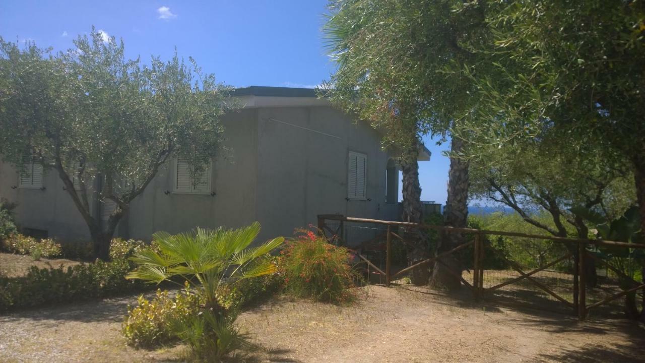 La Scogliera Del Capo Villa Santa Maria  Exterior foto